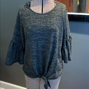 Caution To The Wind marled black bell sleeve top M